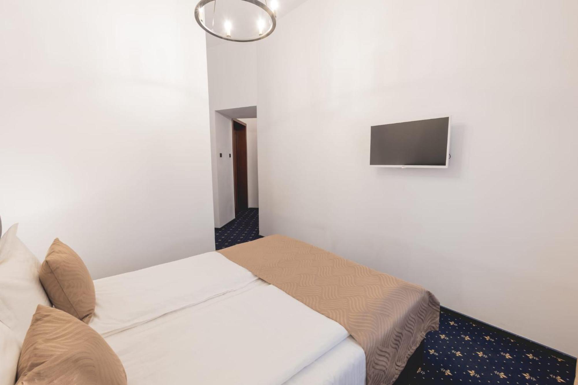 Hotel Carol - Vatra Dornei Eksteriør billede