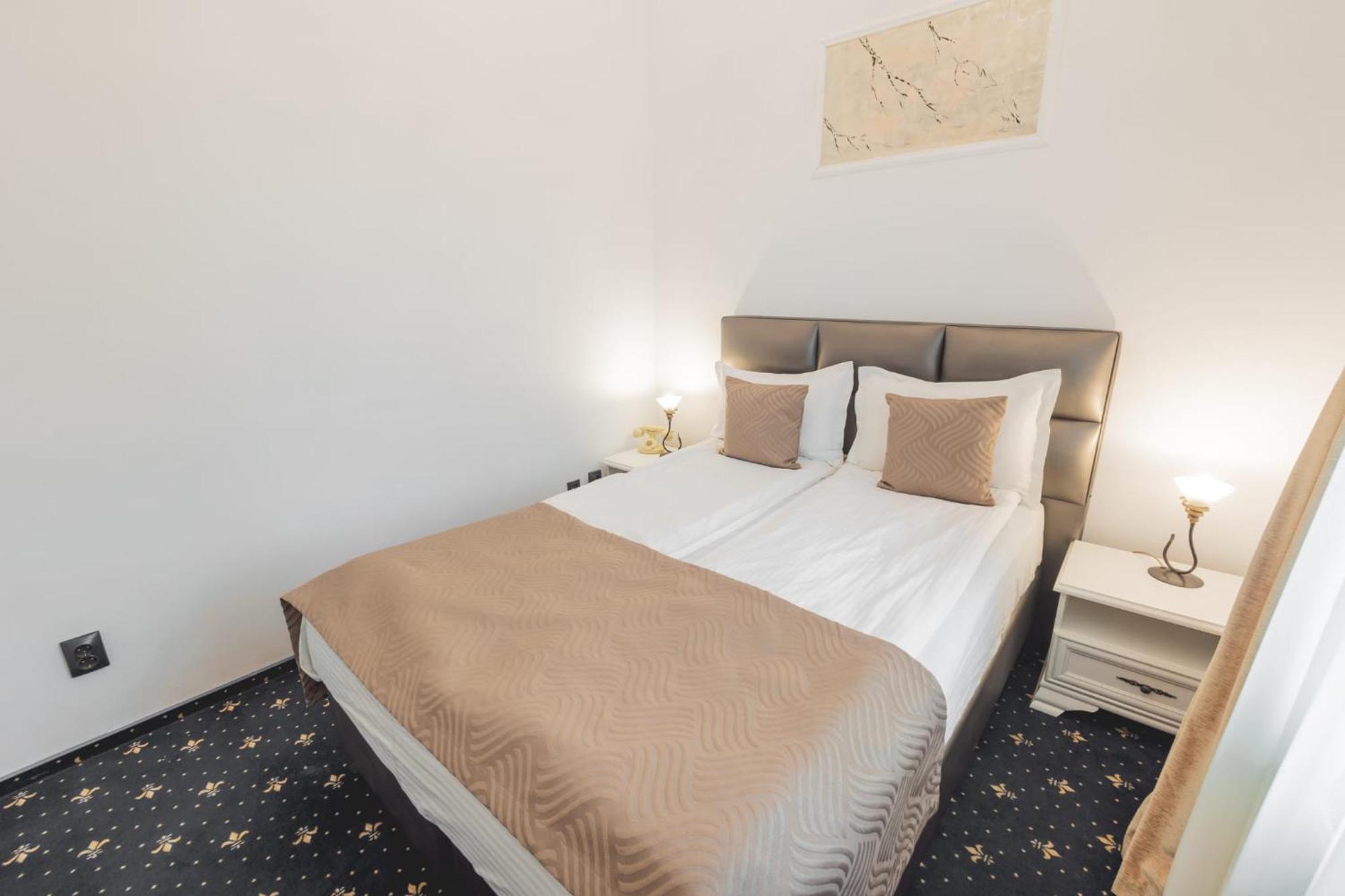Hotel Carol - Vatra Dornei Eksteriør billede