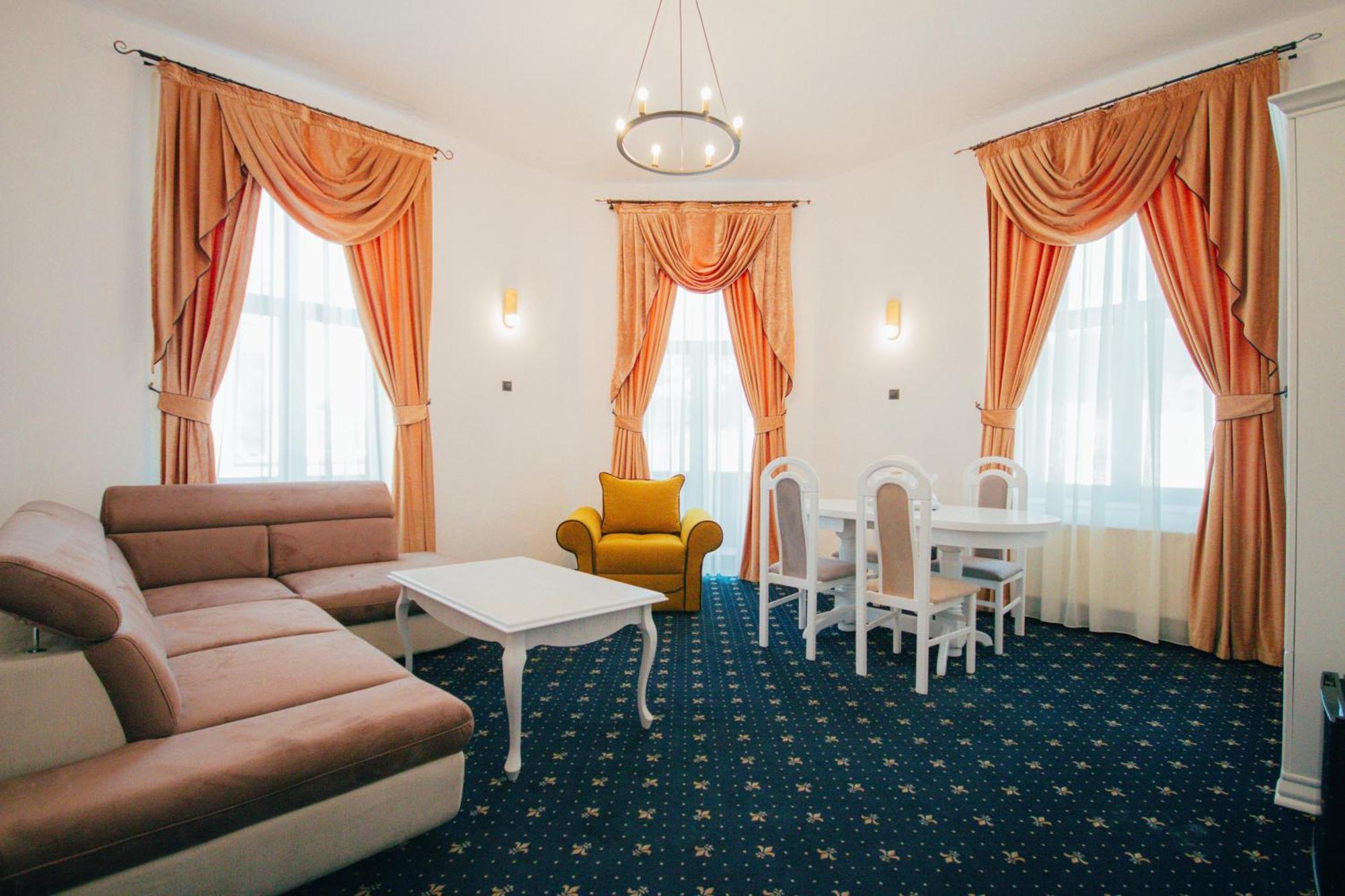 Hotel Carol - Vatra Dornei Eksteriør billede