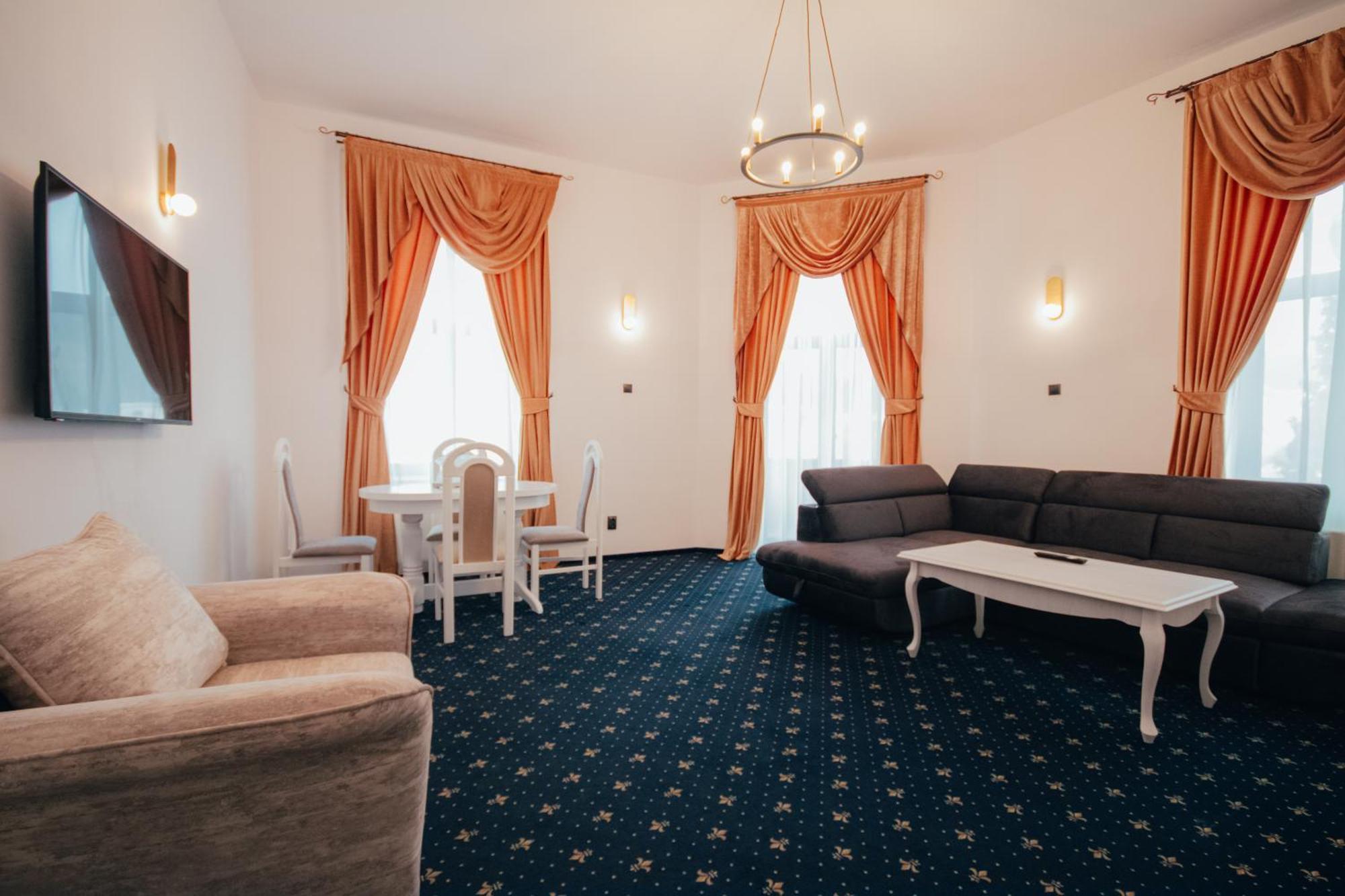 Hotel Carol - Vatra Dornei Eksteriør billede